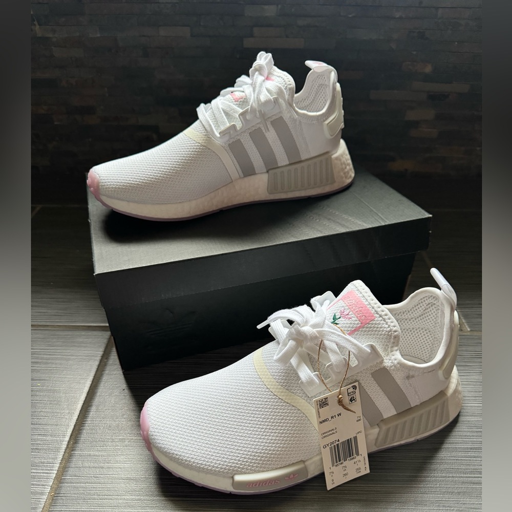 Adidas NMD women’s size 9